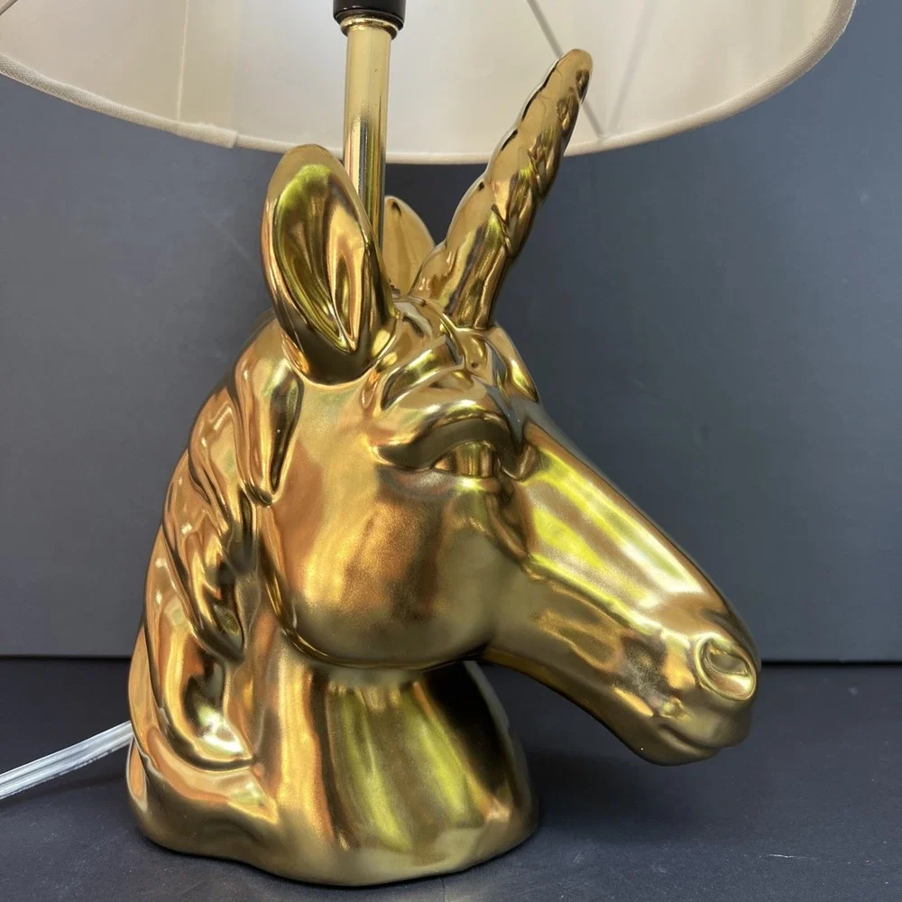 Gold Unicorn Head Table Lamp 17